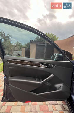 Седан Volkswagen Passat 2014 в 