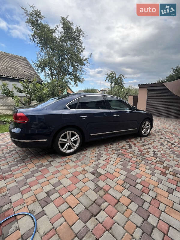 Седан Volkswagen Passat 2014 в Пирятине