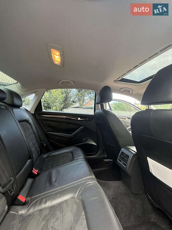 Седан Volkswagen Passat 2014 в Пирятине