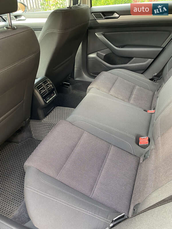 Универсал Volkswagen Passat 2015 в Тернополе фото 14 Универсал Volkswagen Passat 2015 в Тернополе