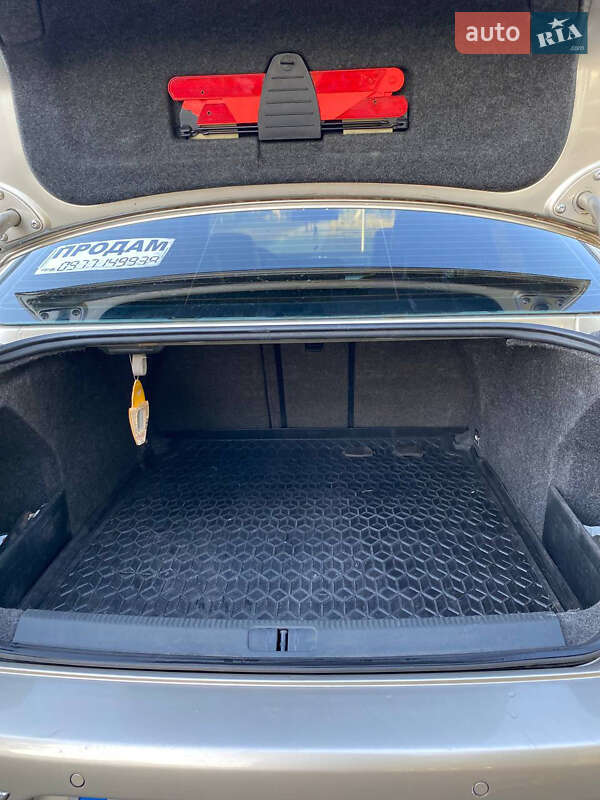 Седан Volkswagen Passat 2008 в Николаеве