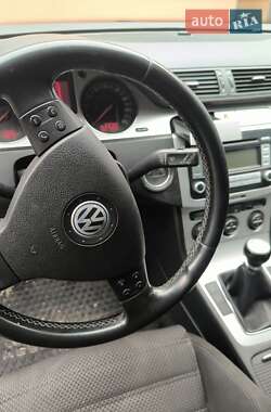 Универсал Volkswagen Passat 2008 в Полтаве