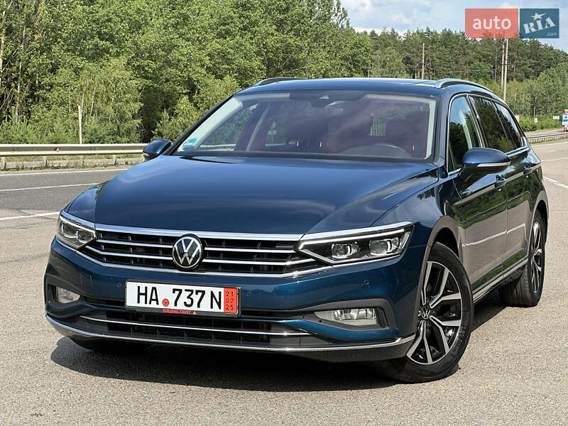 Volkswagen Passat 2021