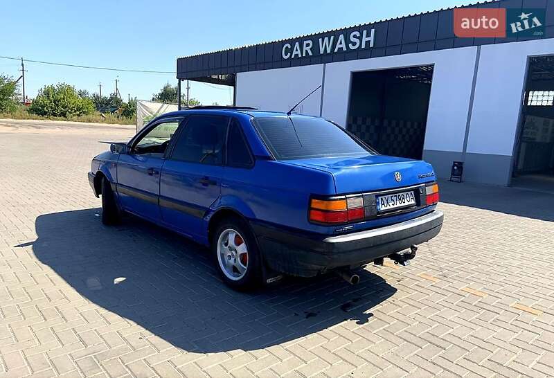 Volkswagen Passat 1992