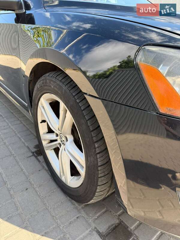 Седан Volkswagen Passat 2012 в Умани