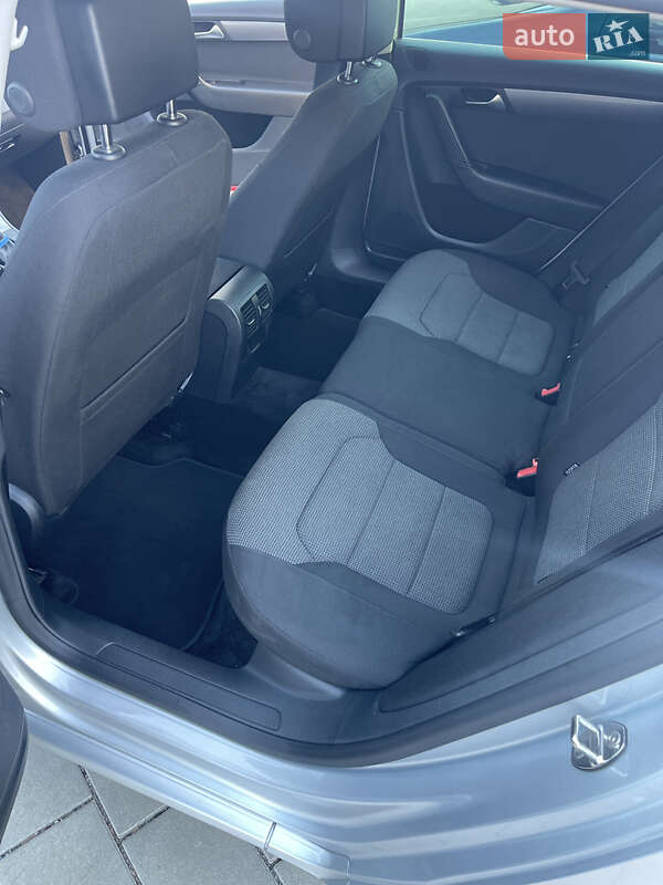 Универсал Volkswagen Passat 2014 в Берегово фото 14 Универсал Volkswagen Passat 2014 в Берегово