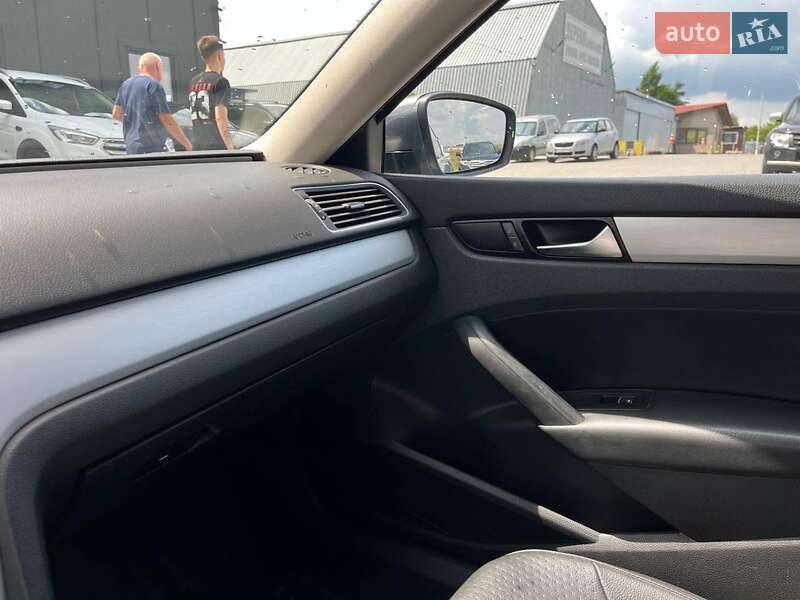 Седан Volkswagen Passat 2012 в Львове фото 29 Седан Volkswagen Passat 2012 в Львове