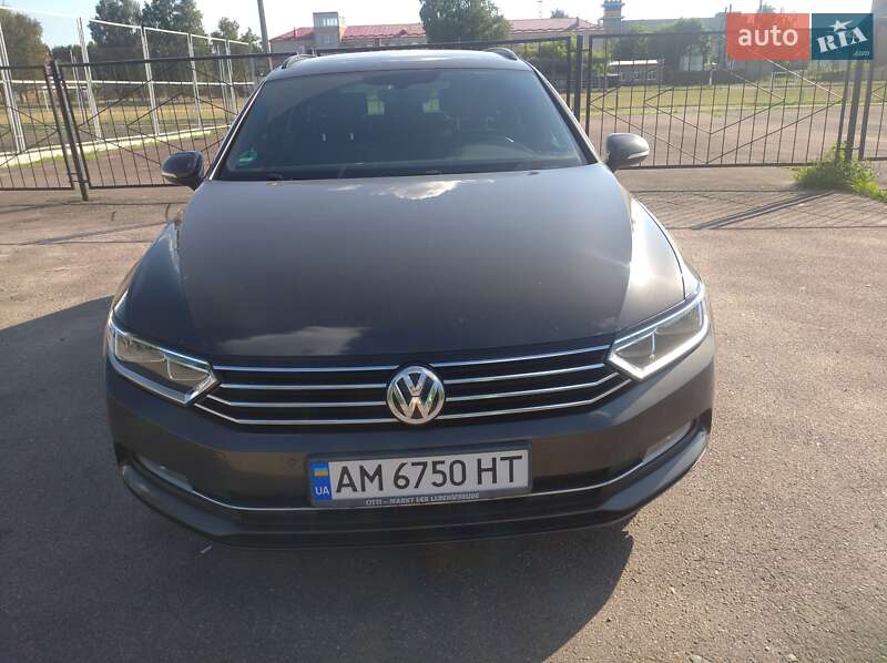 Универсал Volkswagen Passat 2017 в Житомире