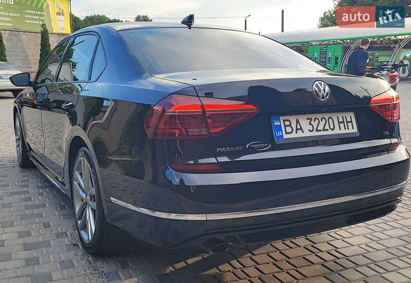 Седан Volkswagen Passat 2018 в Кропивницком