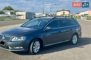 Универсал Volkswagen Passat 2012 в Ужгороде