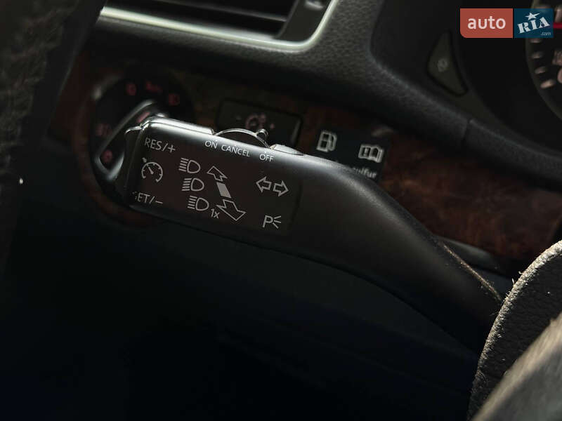 Седан Volkswagen Passat 2012 в Киеве