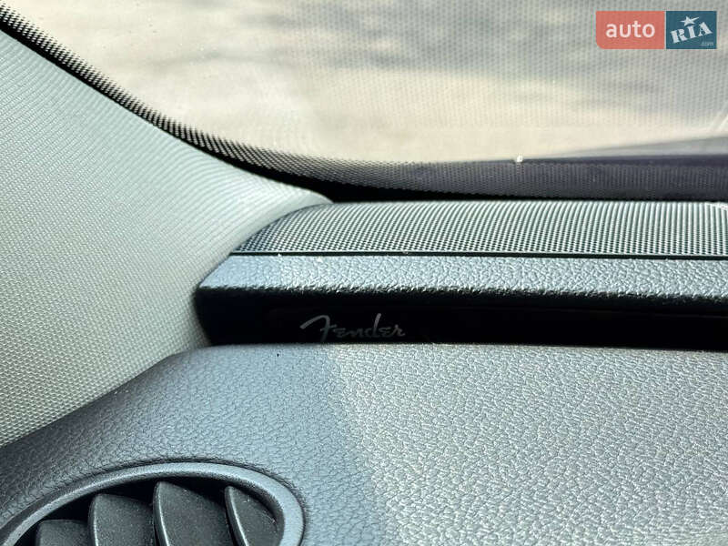 Седан Volkswagen Passat 2012 в Киеве
