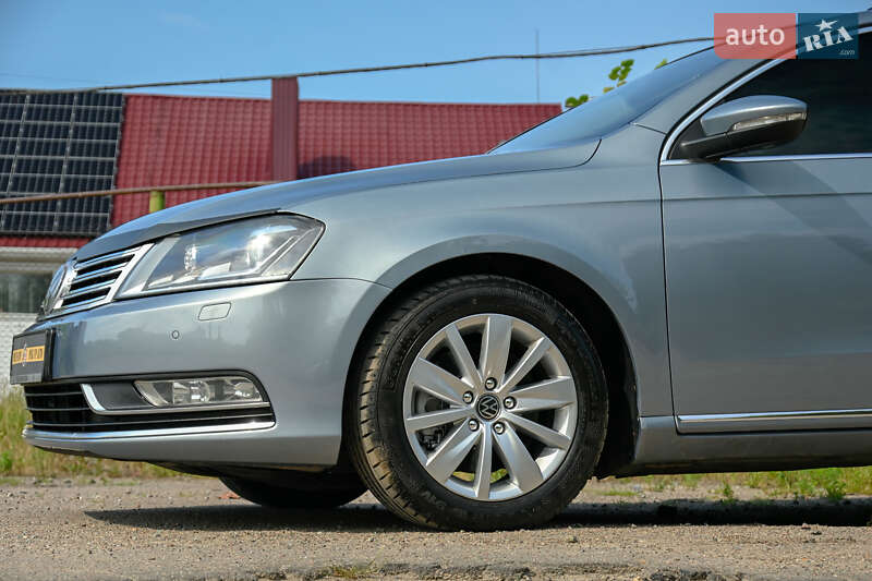 Універсал Volkswagen Passat 2011 в Бердичеві