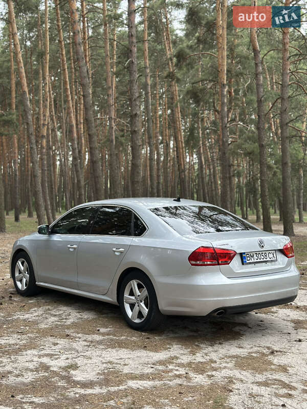 Седан Volkswagen Passat 2013 в Сумах