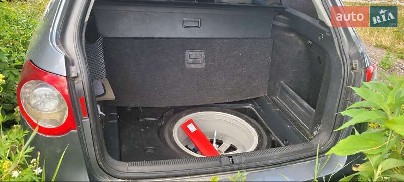 Универсал Volkswagen Passat 2006 в Житомире
