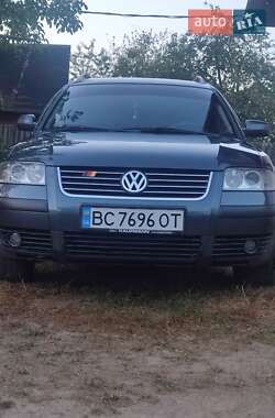 Универсал Volkswagen Passat 2001 в Новояворовске