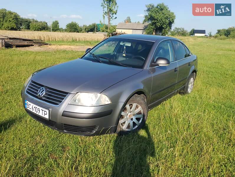 Седан Volkswagen Passat 2003 в Сторожинце