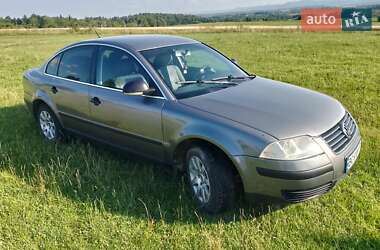 Седан Volkswagen Passat 2003 в Сторожинце