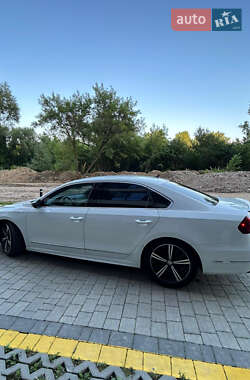 Седан Volkswagen Passat 2016 в 