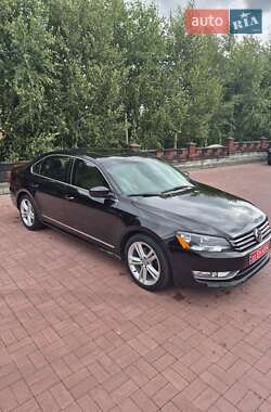 Седан Volkswagen Passat 2013 в Рівному