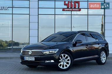 Универсал Volkswagen Passat 2016 в Хмельницком
