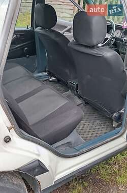 Седан Volkswagen Passat 1993 в 
