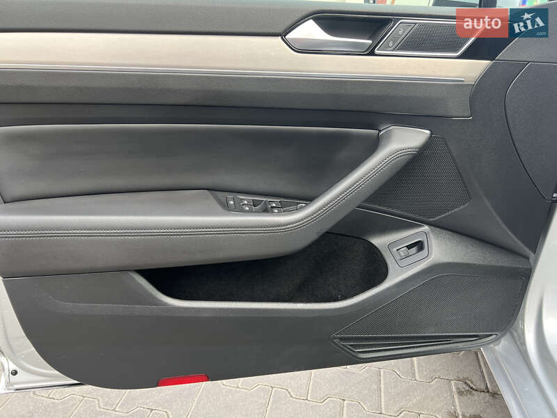 Универсал Volkswagen Passat 2019 в Брошневе-Осаде