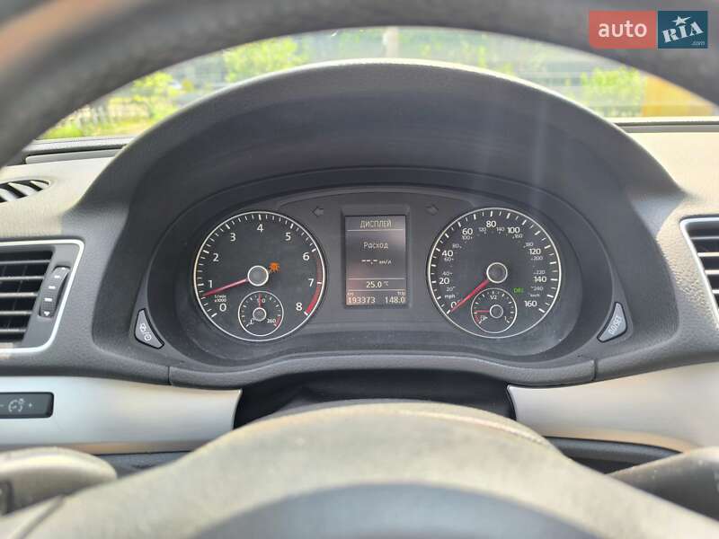 Седан Volkswagen Passat 2012 в Запорожье