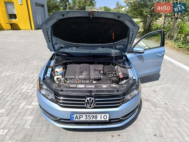 Седан Volkswagen Passat 2012 в Запорожье