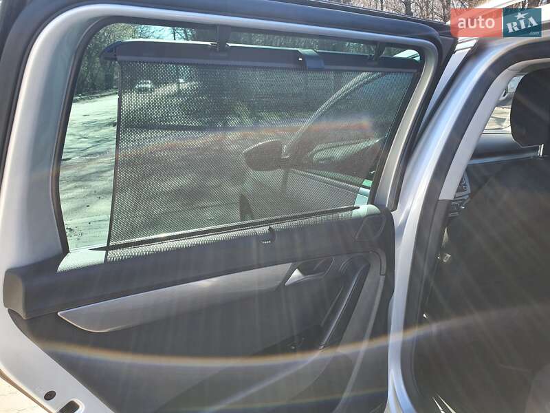 Универсал Volkswagen Passat 2011 в Луцке фото 19 Универсал Volkswagen Passat 2011 в Луцке