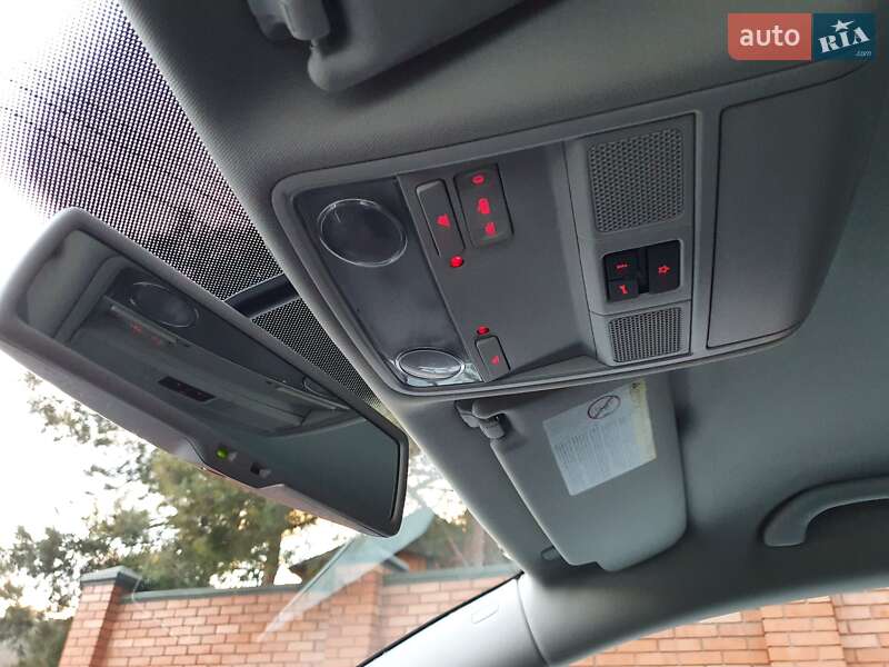 Универсал Volkswagen Passat 2011 в Луцке фото 24 Универсал Volkswagen Passat 2011 в Луцке