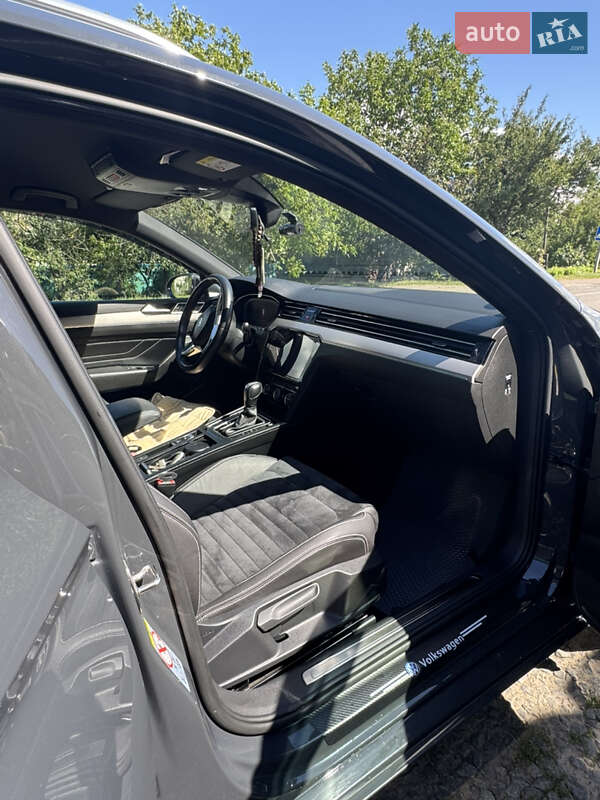 Универсал Volkswagen Passat 2020 в Хмельницком