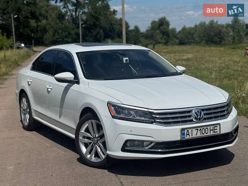 Седан Volkswagen Passat 2015 в 