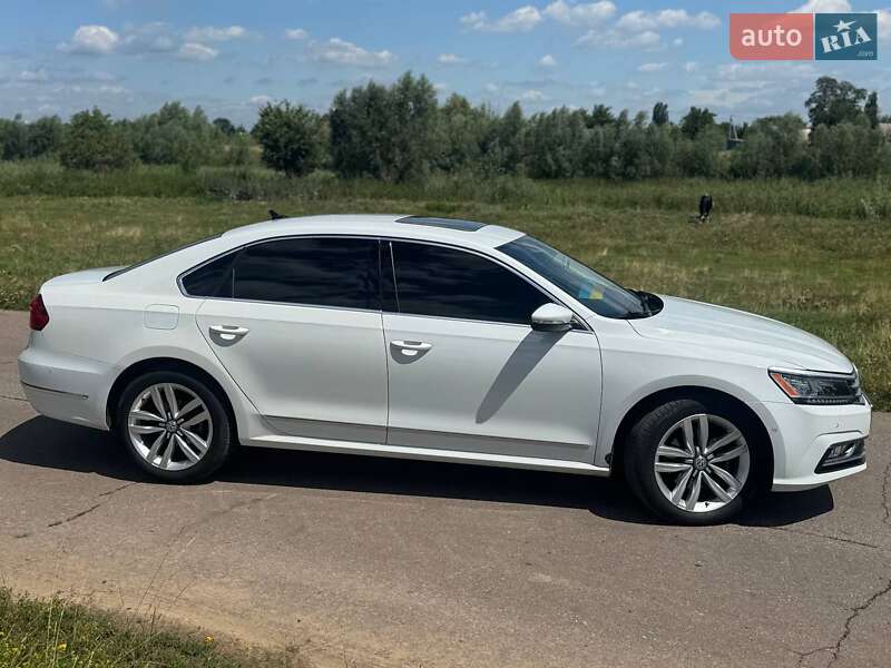 Седан Volkswagen Passat 2015 в Переяславе