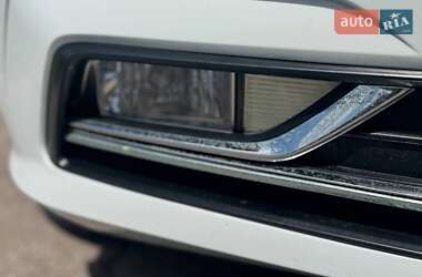 Седан Volkswagen Passat 2015 в 