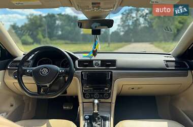 Седан Volkswagen Passat 2015 в 