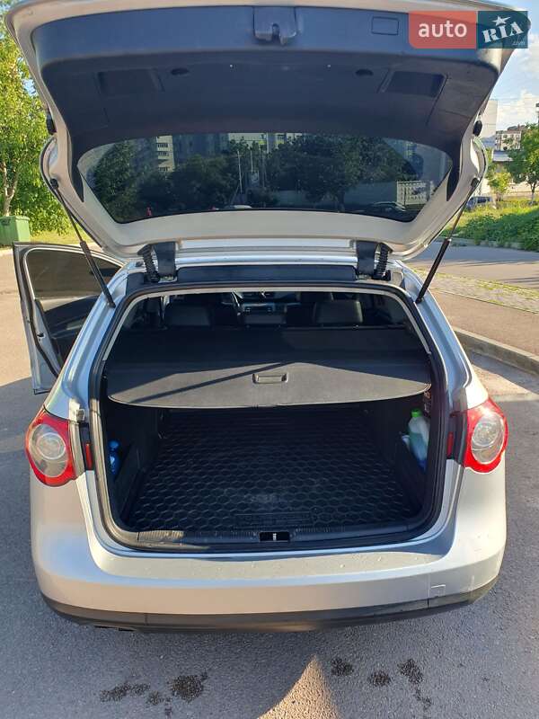 Универсал Volkswagen Passat 2006 в Житомире