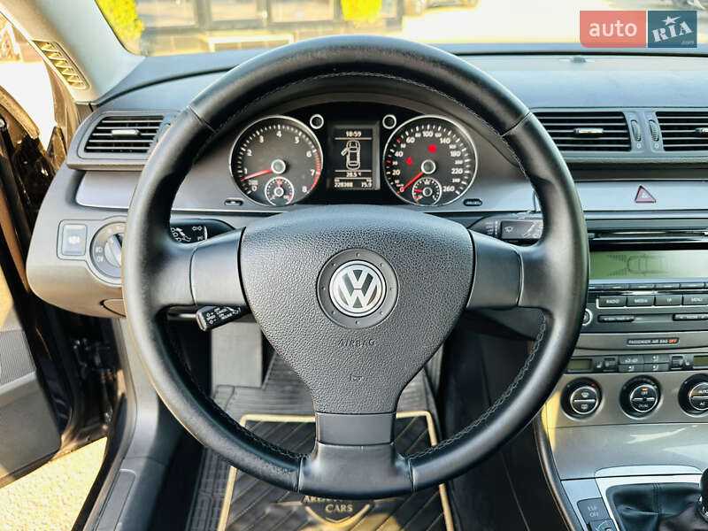 Универсал Volkswagen Passat 2009 в Харькове