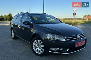 Універсал Volkswagen Passat 2011 в Шептицькому