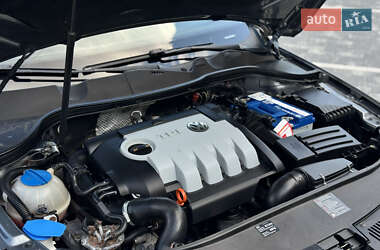 Универсал Volkswagen Passat 2007 в 
