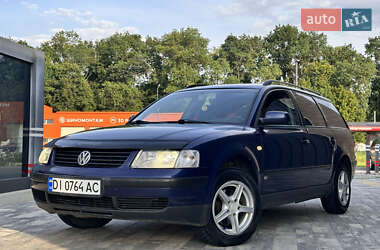 Універсал Volkswagen Passat 2000 в Миколаєві