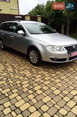 Универсал Volkswagen Passat 2009 в Киеве