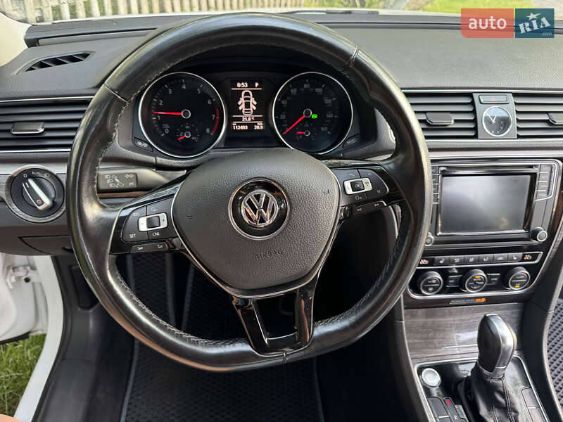 Седан Volkswagen Passat 2016 в Пирятине