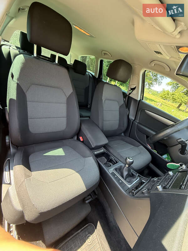 Універсал Volkswagen Passat 2011 в Житомирі фото 2 Універсал Volkswagen Passat 2011 в Житомирі