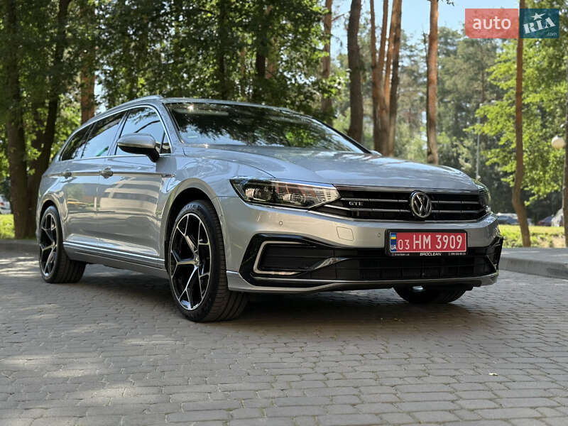 Универсал Volkswagen Passat 2021 в Броварах