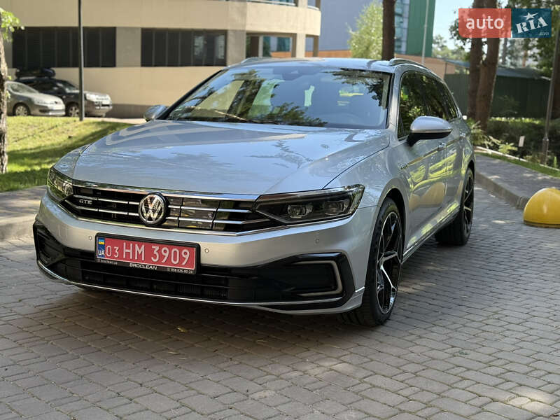 Универсал Volkswagen Passat 2021 в Броварах