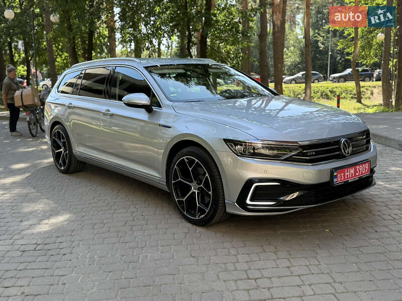 Универсал Volkswagen Passat 2021 в Броварах