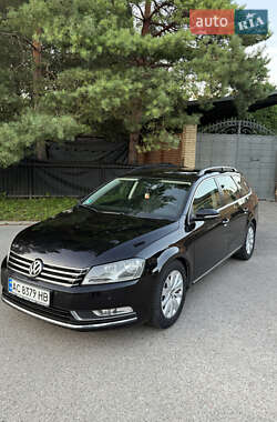 Универсал Volkswagen Passat 2011 в Луцке