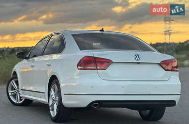 Седан Volkswagen Passat 2015 в 