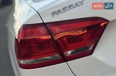 Седан Volkswagen Passat 2015 в 
